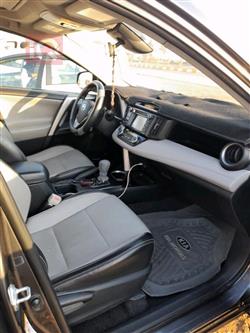 تۆیۆتا ڕاڤ 4